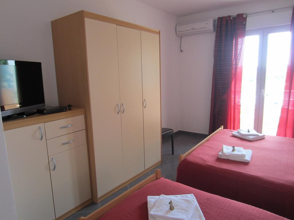 Apartments Saldun Trogir Luaran gambar