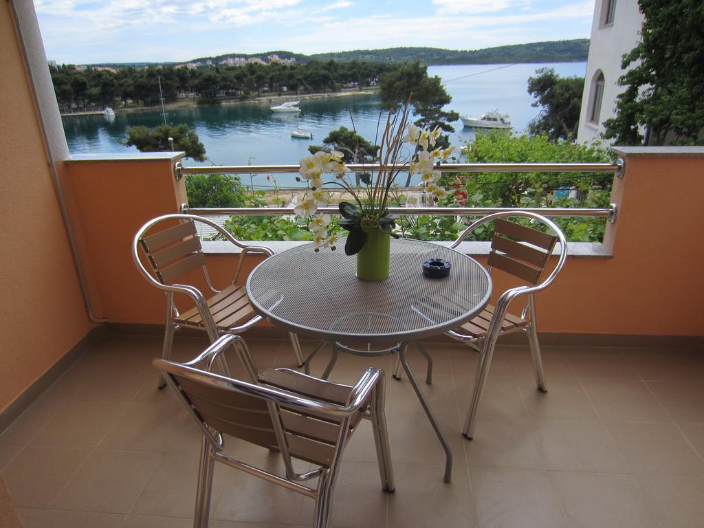 Apartments Saldun Trogir Luaran gambar