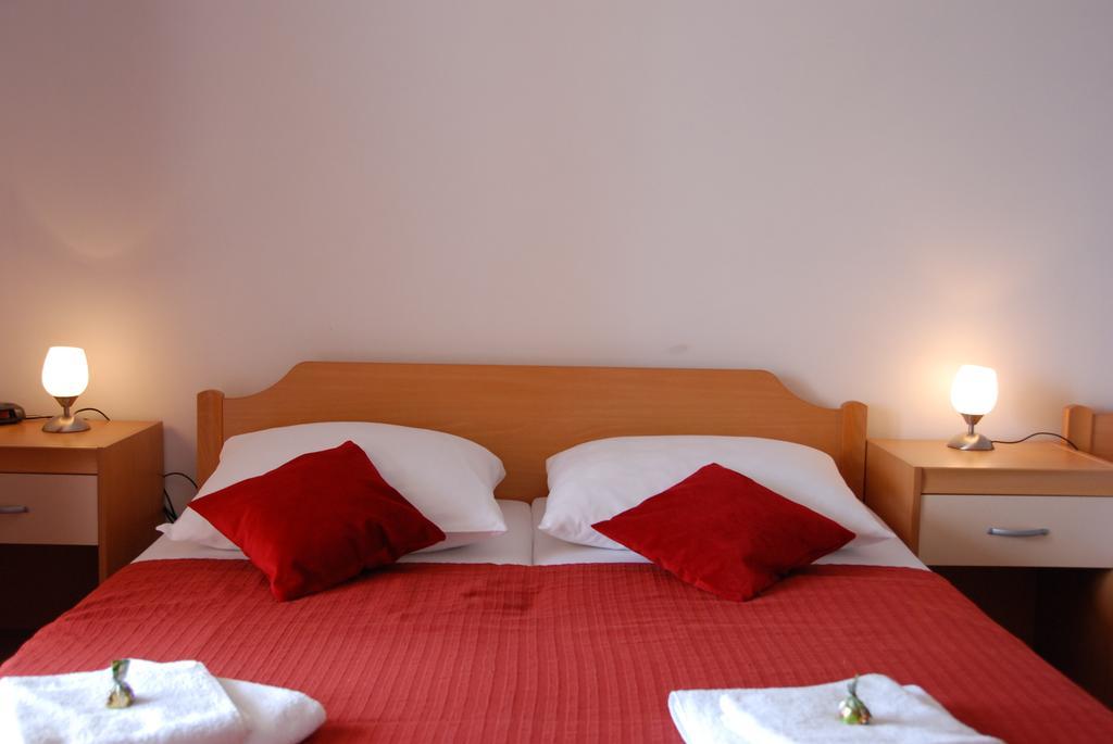 Apartments Saldun Trogir Luaran gambar